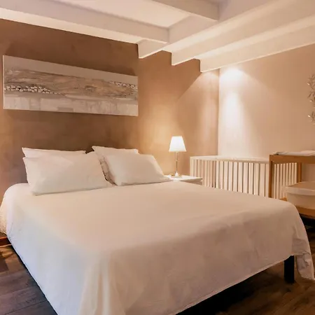 Pet Friendly In Hébergement de vacances Genestelle